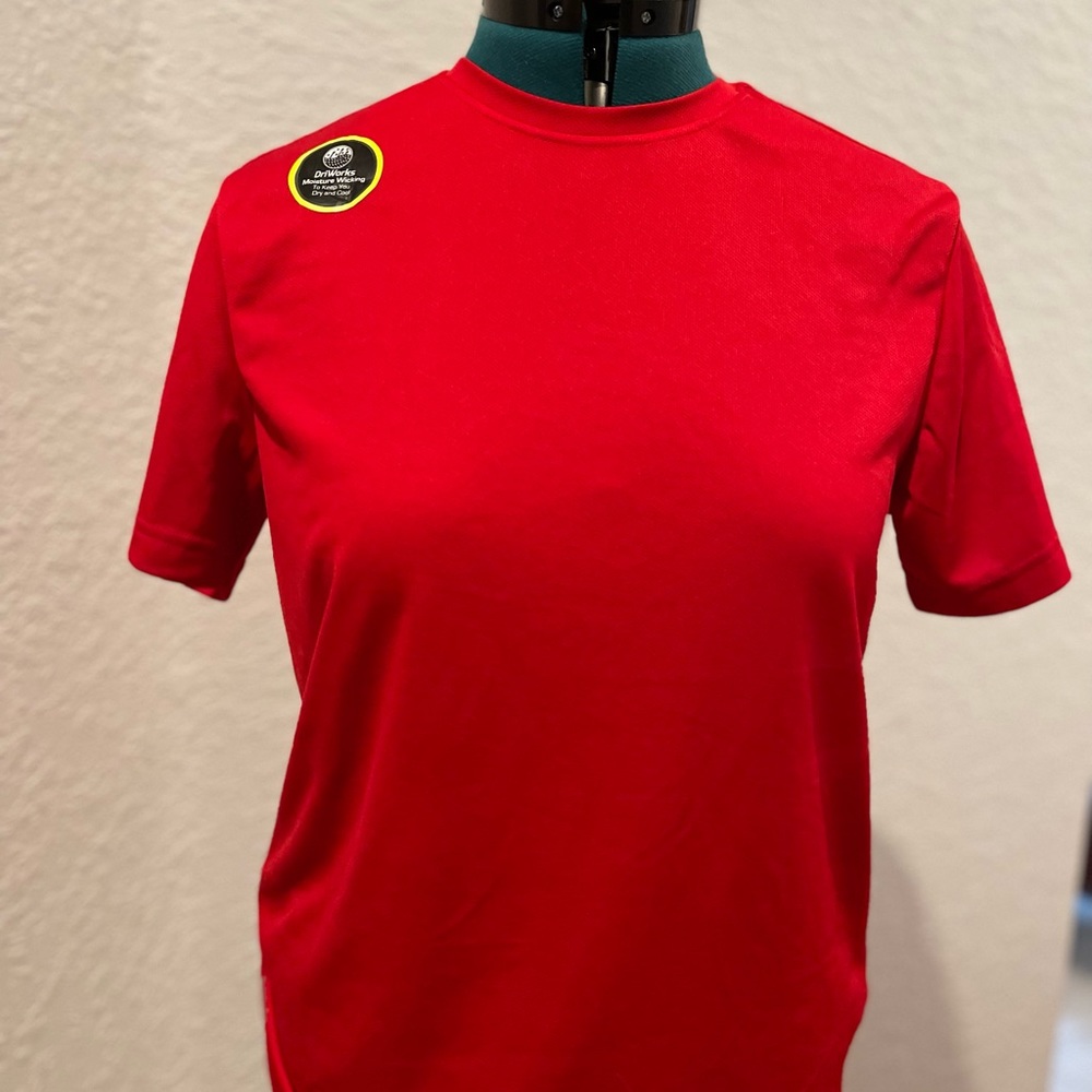 Athletic Works Active Core Red Shirt Short Sleeve  Mens Size L NWT